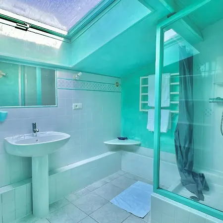 Situee A 7 Minutes Du Centre-ville De Porto-vecchio Villa *